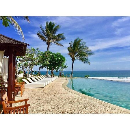 Queen Of The South Beach Resort Yogyakarta Exterior photo