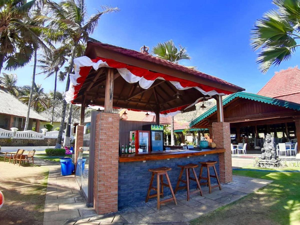 Queen Of The South Beach Resort Yogyakarta Exterior photo